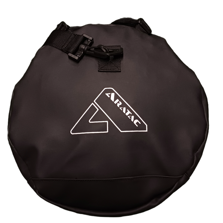 Tukana Holdall
